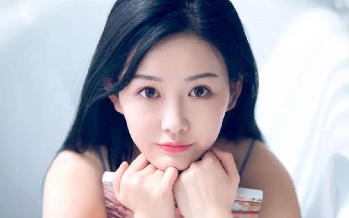 象山哈尔滨私人伴游燕子
