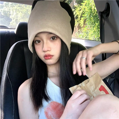 象山伴游女生丛河灵的资料